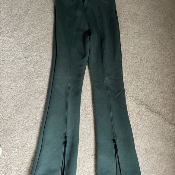 NWT Nike Green Flared Pants with Zipper Detail - Picture 1 of 2